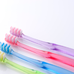 インプラントの人工歯の5つの素材