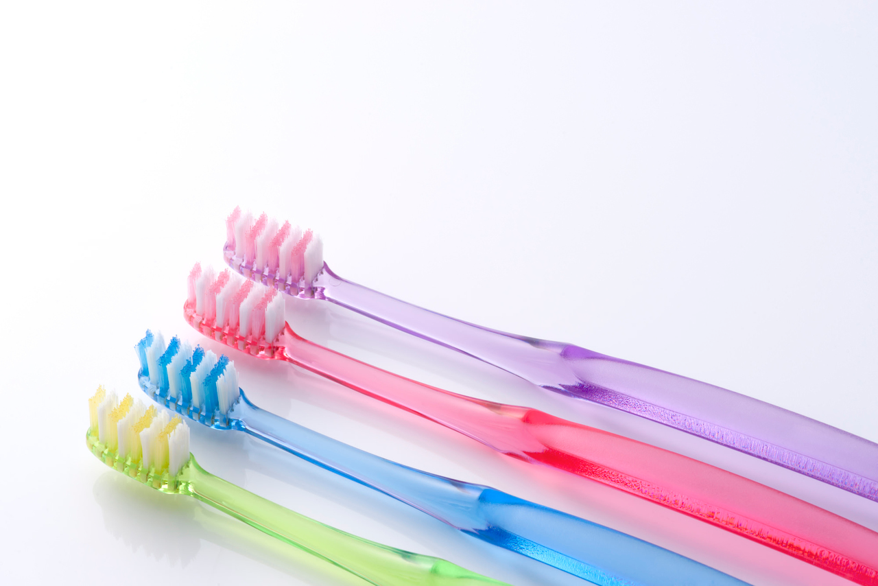 インプラントの人工歯の5つの素材