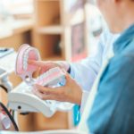 奥歯をインプラントにするタイミング